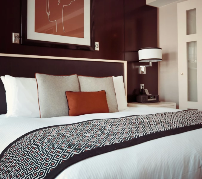 The role of corporate gadgets in connecting with customers and hotel guests