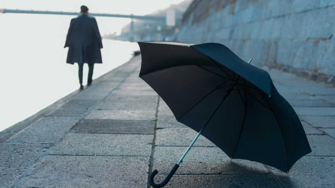 What makes an umbrella the perfect advertising medium?