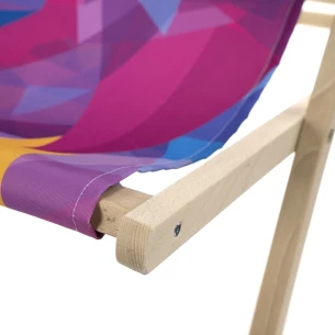 Lounger without armrest