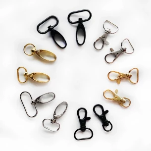 Sewn-on lanyard 15/20mm