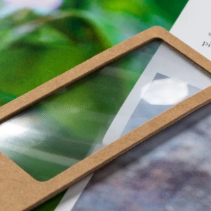Recycled cardboard magnifying glass - neutral