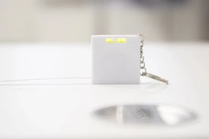 RIZO tape measure key ring 1 m - White