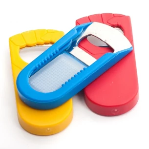 Plastic opener Hand - Black